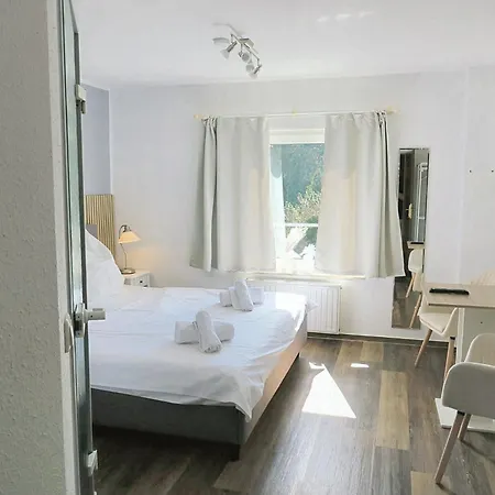 Marina Hotel