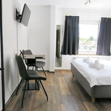 Marina מלון אאכן